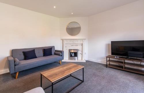 West Bridgford House | Gertrude House - Spacious 3BR Bungalow in Nottingham