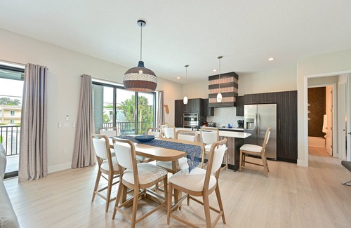 Siesta Key Condo | Gertrude's | 100% Private Resort-like home & pool, 500ft to private Siesta Key beach access!