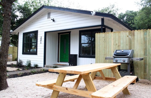 Kerrville House | *Get-Away by River Trail, Hot Tub, Fire Pit, Bikes, Grill