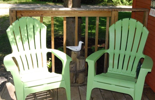 Baileys Harbor Cottage | Get away from it all at this charming updated cottage!