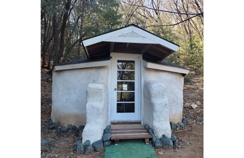 Cedar Ridge Cottage | Get lost and find yourself