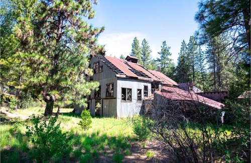 Cedar Ridge Cottage | Get lost and find yourself