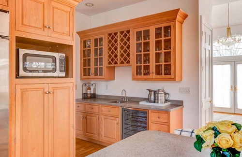 Shinnecock Hills House | Get out of the city, kick back and relax in Southampton!