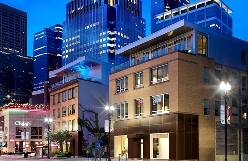 Downtown Minneapolis Hotel | Get Ready for Blissful Getaway! Near American Swedish Institute! Pet-friendly