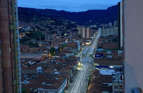 La Candelaria Apartment | 💚Get to know the real Medellin, Studio apartment in downtown🕐