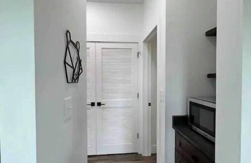 Grainger County Cottage | Getaway for some rest or get out and enjoy some great East Tennessee attractions