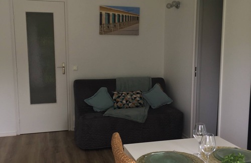 Blonville-sur-Mer Condo | Getaway in Blonville 2 rooms 150m from the beach