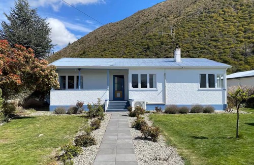 Kurow House | Getaway on Gordon