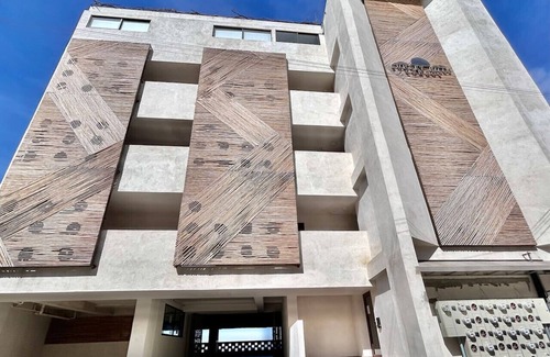 Balcones de Loma Linda Apartment | Getaway with Incredible Ocean View By GPS Rentas