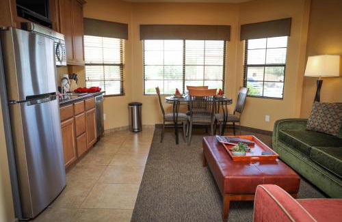 Verde Santa Fe Apartment | Getaways at Highlands Resort at Verde Ridge