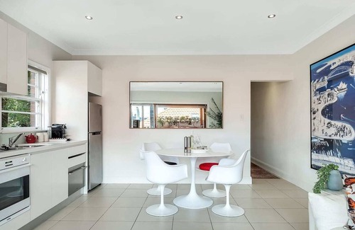 Kirribilli Apartment | Getawayz NSW - Heatherbrae II - Chic 2 Bed Apartment, Stunning Harbour Bridge Views.