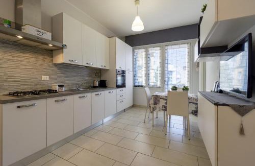 Saragozza-Porto Apartment | GetTheKey Pasubio Apartment