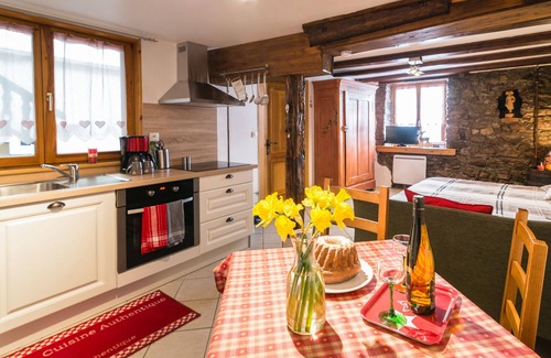 Ribeauville Apartment | Gewurztraminer studio gîte in the center of Ribeauvillé in Alsace