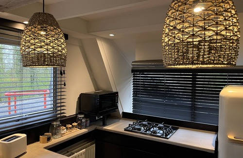 Bohon Ski Chalet | Gezellige chalet in de bossen van Durbuy met groot terras.