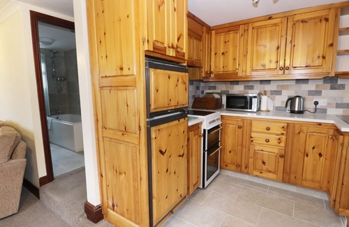 Kendal Cottage | GHYLL BANK BUNGALOW, pet friendly, with open fire in Staveley