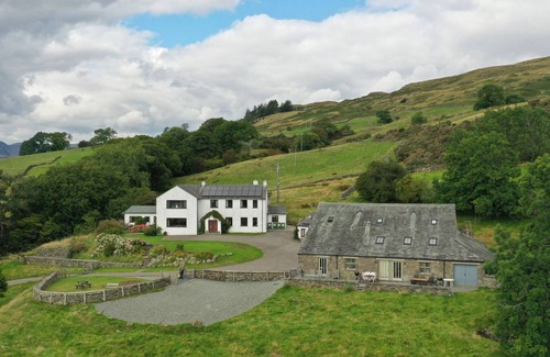 Kendal Cottage | GHYLL BANK BYRE, pet friendly, character holiday cottage in Staveley