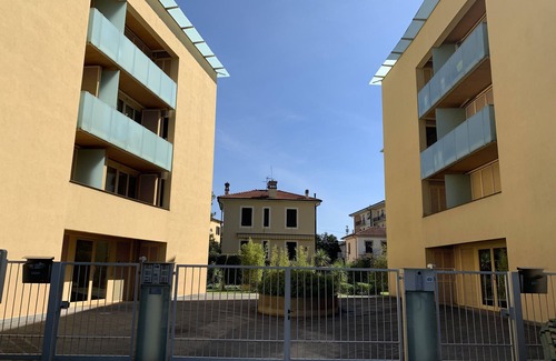 Lucca Historical Center Apartment | GIALLOMANGO Apt in Lucca