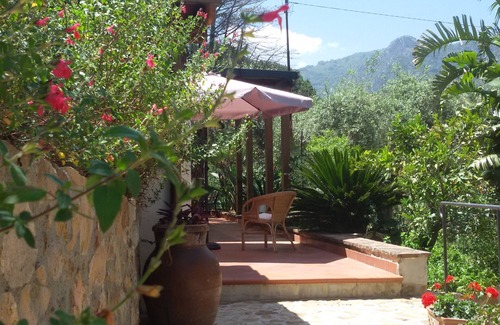 Cefalu House | Gianpa House-Cefalù (CIR19082027C215025) 5 km from the sea of Cefalù