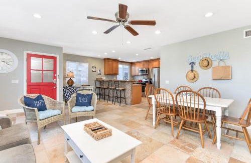 West Newport House | Giant 7 Bedroom Home with 3 separate Condos