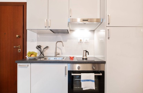 Santo Stefano Apartment | Giardini Margherita Monolocale con Balcone