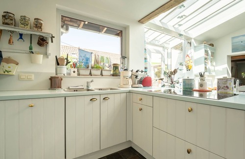 Vlissegem House | Gigi - quit and rustic cottage by Interhome