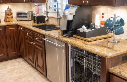 Gilbert House | ✨GILBERT GETAWAY✨Special fall rates! Beautiful home with lots of amenities!