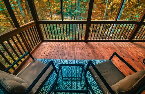 Lake Lure Cabin | Gillford Cottage - Creek, Private, Lake Access!