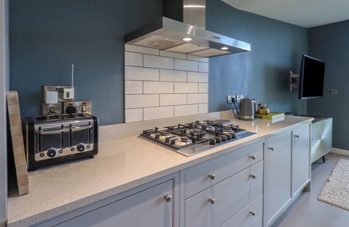 Keswick Cottage | GILLSIDE, romantic, luxury holiday cottage, with open fire in Keswick