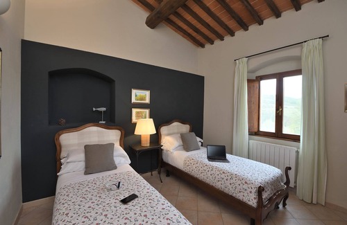 Casole d'Elsa Apartment | Ginestra, Piettorri, Casole d'Elsa, Siena and Chianti