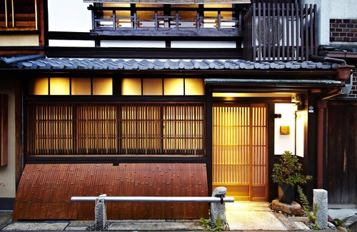 Rokurocho House | Gion Kyuraku – Timeless Machiya Elegance in Kiyomizu ＆ Gion District in Kyoto!
