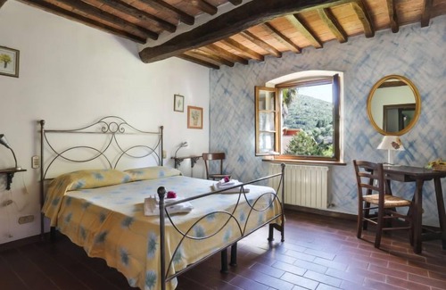 Santa Maria del Giudice House | Girasole by Interhome