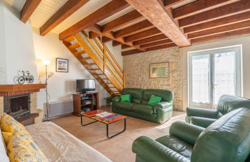 La Gripperie-Saint-Symphorien House | Gite Oléron piscine intérieure