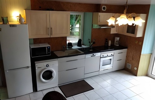 Plogonnec House | Gite 1 - Lopéau holiday homes with pool and spa