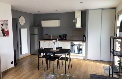 Saint-Coulomb House | Gite 3 * - Seaside (900 M) - 2/3 Pers. - Pets welcome - Peace and quiet guaranteed.