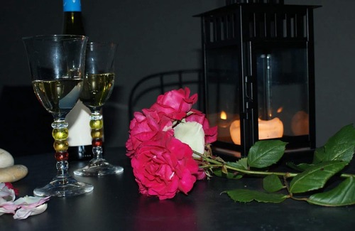 Cherrueix Cottage | gite 3 to 5 people with pool in the bay of Mont Saint Michel is 300m from the sea