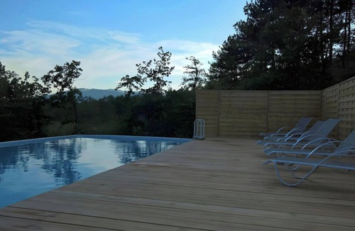 Entrepierres House | Gite 4 etoiles en pleine nature 8 pers.