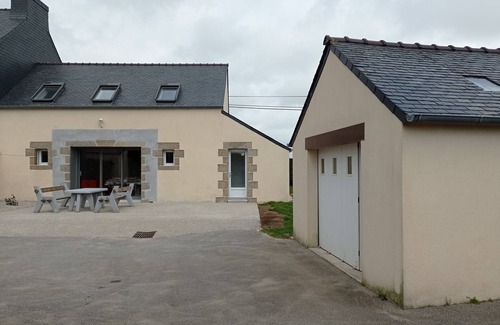 Locmaria-Plouzane House | Gîte - 4 pers Beaches 5 minutes from the beach - 3* French property