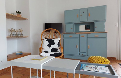 Plomodiern Cottage | Gîte 4p, renovated 2021, typical Breton farmhouse, between sea and countryside