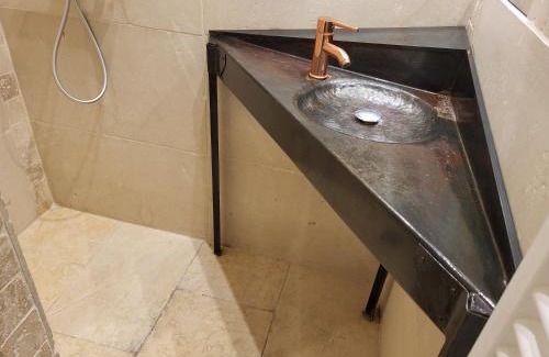 Lancon-Provence Bed & Breakfast | Gite A.M Hoche