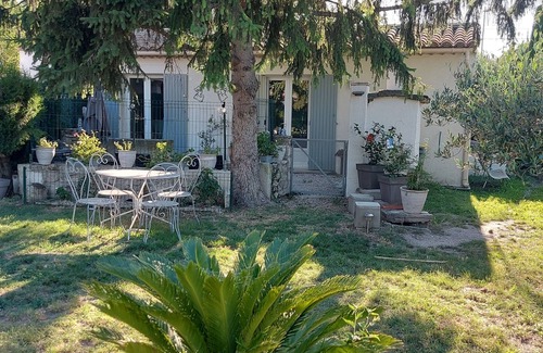 St.-Remy-de-Provence Apartment | gite agréable a la campagne