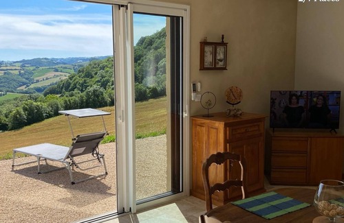 Saint-Victor-et-Melvieu Cottage | GITE ALLn COMFORT NEAR MILLAU/ROQUEFORT PANORAMIC VIEW HEATED SWIMMING POOL