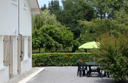 Angoume House | Gite Angoumé, 2 bedrooms, 5 persons