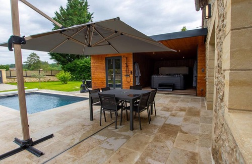 Anlhiac Cottage | Gite Anlhiac, 3 bedrooms, 4 persons