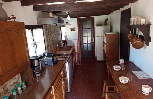 La Bazoche-Gouet House | Gite at Le Petit Horizon. Quiet old farmhouse