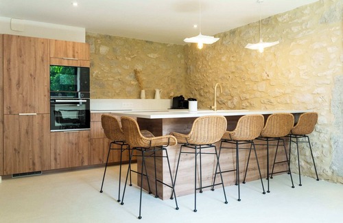 Premanon Apartment | Gite authentique de plain-pied dans ferme en pierre en pleine nature