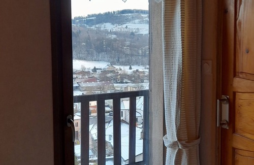 Le Menil Apartment | Gite Avec Belle vue sur Montagnes et Vallée