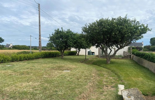 Cleden-Cap-Sizun House | Gîte between land and sea.