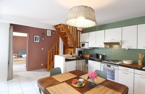 Blaison-Saint-Sulpice Cottage | Gite Blaison-Saint-Sulpice, 2 bedrooms, 4 persons
