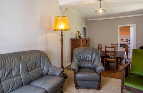 Bourdeilles Cottage | Gite Bourdeilles, 3 bedrooms, 6 persons