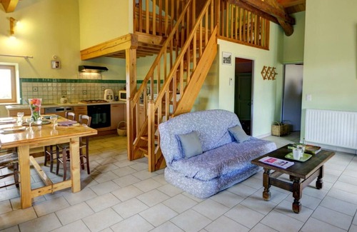 Vals d'Aix et Isable House | Gite Bully (Loire), 1 bedroom, 4 persons